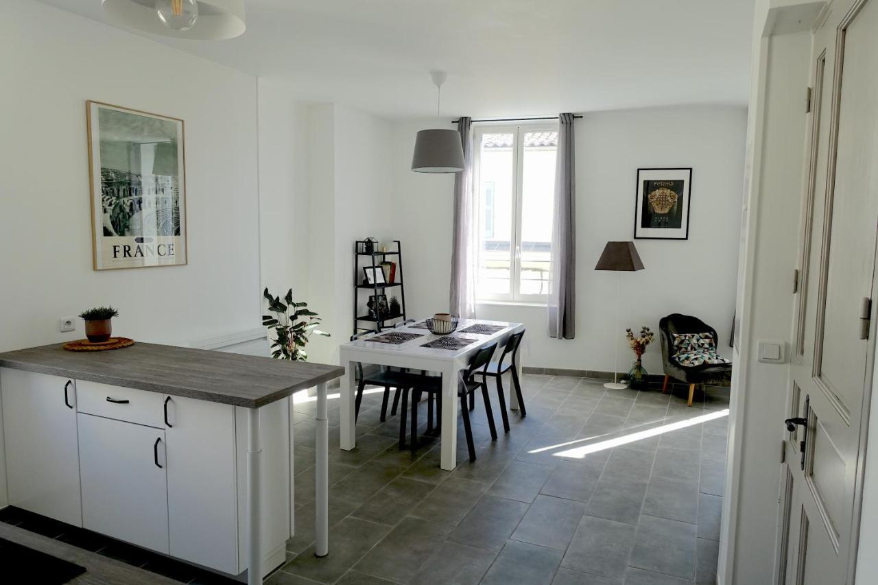 Maison Carree/Coeur Historique De Nimes - Superbe Appt 55M² 외부 사진