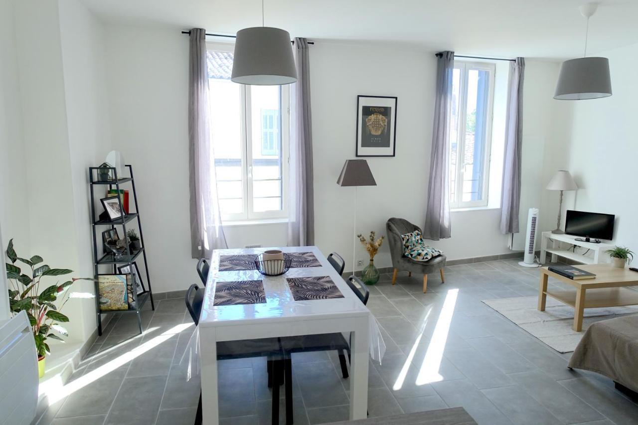 Maison Carree/Coeur Historique De Nimes - Superbe Appt 55M² 외부 사진